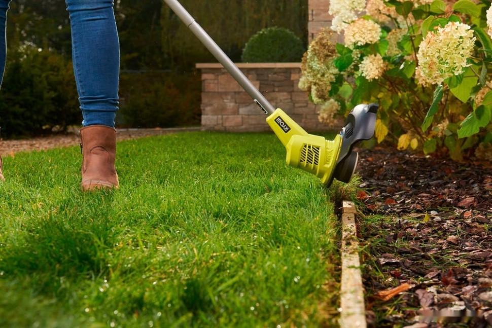 Триммер Ryobi RY18LT25A-120P (с АКБ 2 Ah)