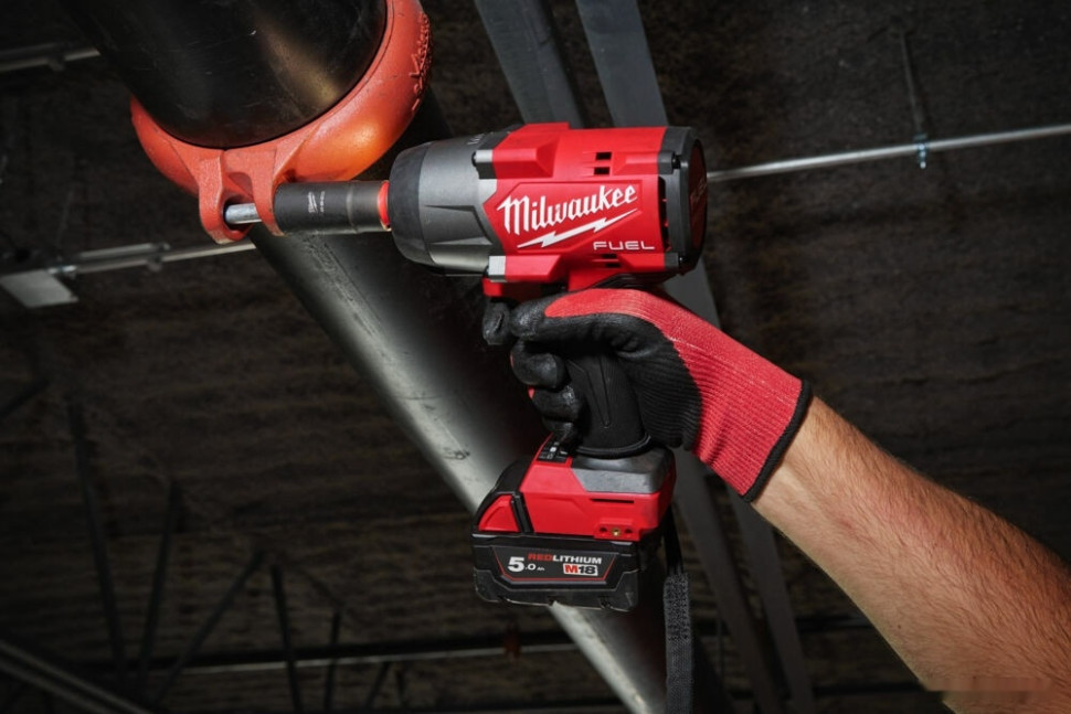 Гайковерт Milwaukee M18 FUEL M18FHIW2F12-502X 4933492783 (с 2-мя АКБ, кейс)