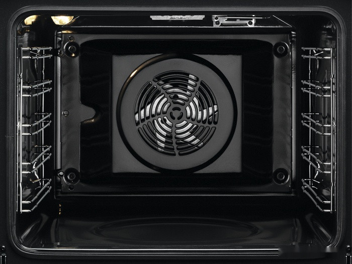 Духовой шкаф Electrolux SurroundCook 600 EOF3H70X