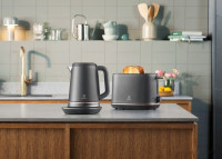 Электрический чайник Electrolux E7K1-6BP