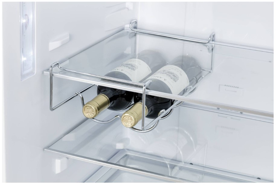 Холодильник с морозильником Korting KNFC 62370 N