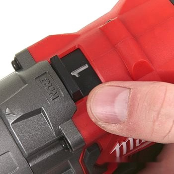 Ударная дрель-шуруповерт Milwaukee M18 FPD2-502X 4933464263 (без АКБ, кейс)