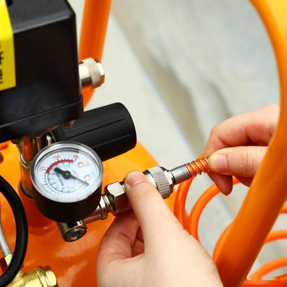 Компрессор Deko DKAC50 018-1111