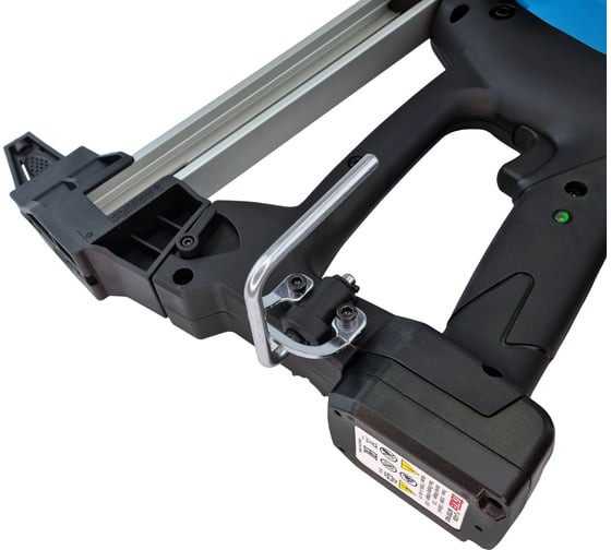 Гвоздезабиватель Toua Газовый монтажный пистолет GSN40E (с 2-мя АКБ)