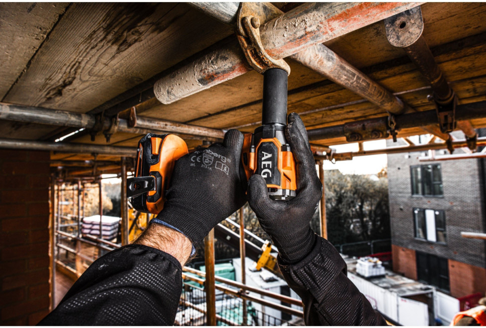 Гайковерт AEG Powertools BSS 18S12BL2-0 4935480060 (без АКБ)