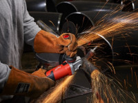 Угловая шлифмашина Milwaukee AGV 15-125 XE