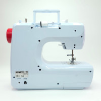 Электромеханическая швейная машина Janete 700