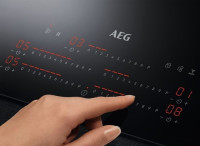 Варочная панель AEG IKE85753IB