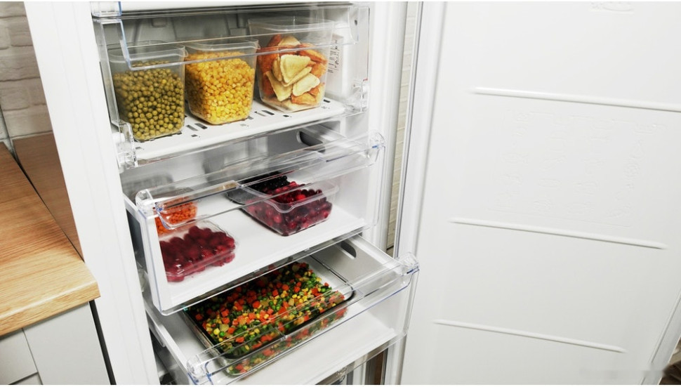 Морозильник Indesit DSZ 4150