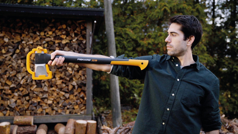 Топор Fiskars 1015618