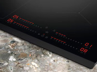 Варочная панель Electrolux EIS82453