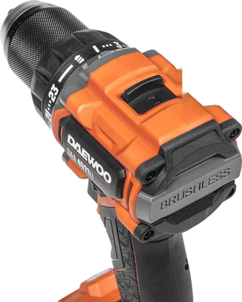 Дрель-шуруповерт Daewoo Power DAA 4021Li Set Box (с 2-мя АКБ, кейс)