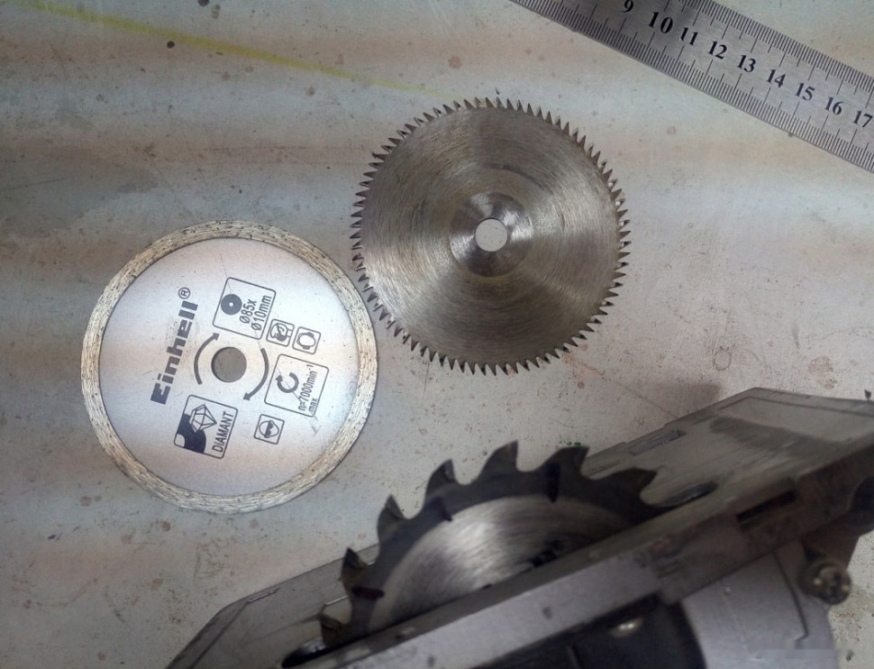 Дисковая (циркулярная) пила Einhell TC-CS 860/1 Kit 4330993