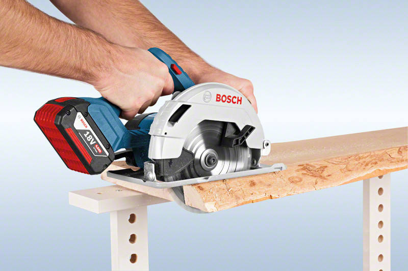 Дисковая пила Bosch GKS 18V-57 Professional (без аккумулятора)