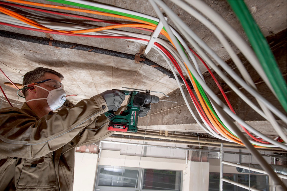 Перфоратор Metabo BH 12 BL 16 600207850 (без АКБ)