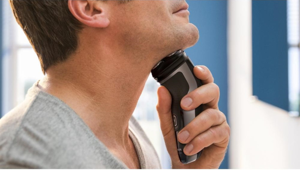 Электробритва мужская Philips S1332