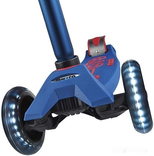 Самокат Micro Maxi Deluxe LED (синий)