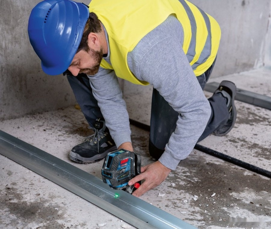 Лазерный нивелир Bosch GCL 2-50 G Professional 0601066M02 (RM 10+DK 10, кейс)