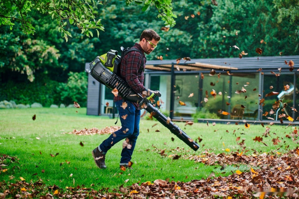 Ранцевая воздуходувка Ryobi RY36BPXA-0 (без АКБ)