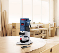 Фрезер Bosch GKF 600 Professional (060160A100)