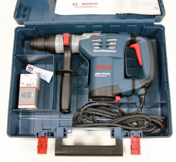 Перфоратор Bosch GBH 4-32 DFR Set Professional [0615990DV8]