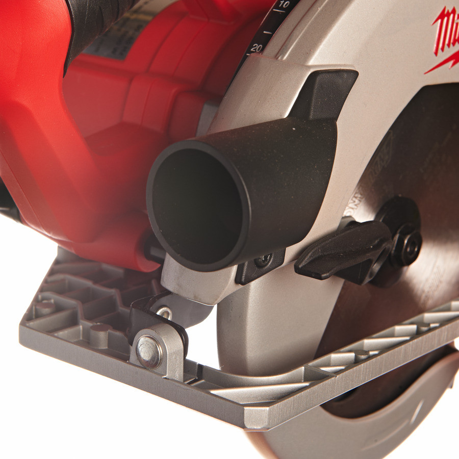 Дисковая пила Milwaukee CS 60