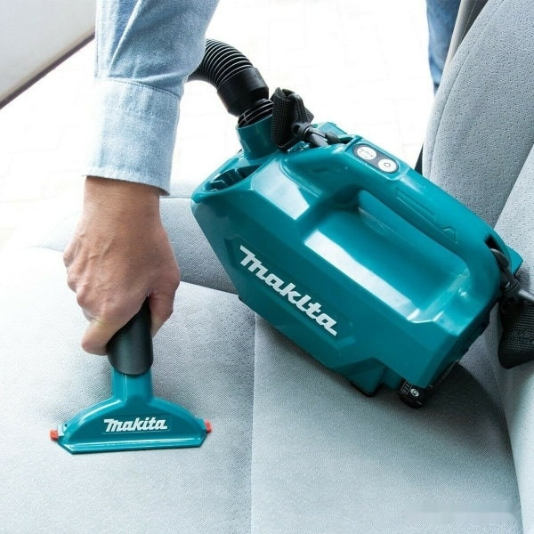 Пылесос Makita CL121DWA Пылесос Makita CL121DWA