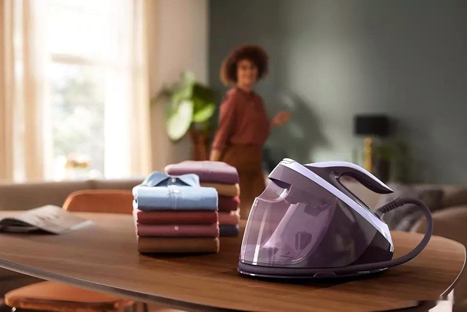 Утюг Philips PSG7050/30