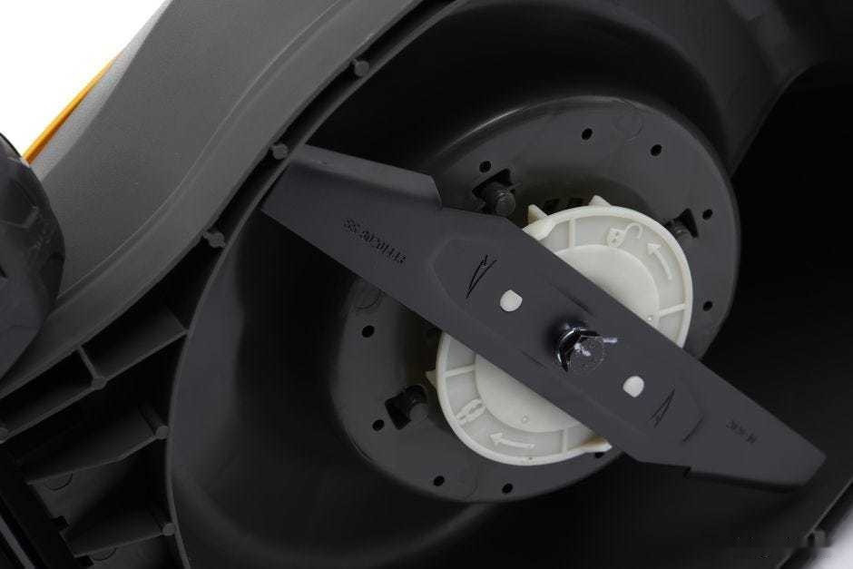 Газонокосилка Stiga Collector 140e Kit 291382068/ST2 (с 2-мя АКБ)