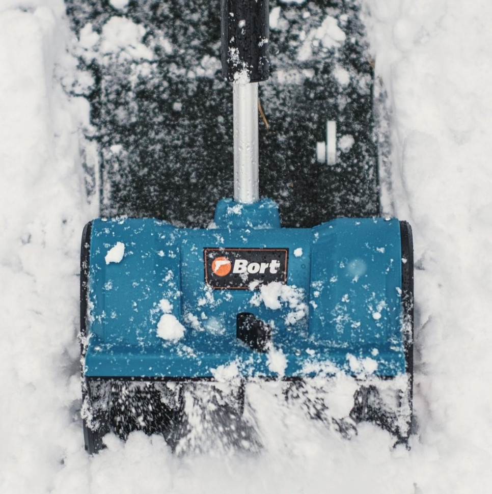 Снегоуборщик BORT BSF-30 (без АКБ)