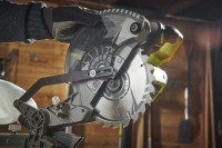 Торцовочная пила Ryobi RMS18190-0 5133005502 (без АКБ)