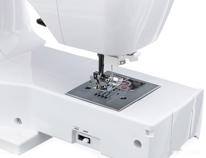 Компьютерная швейная машина Chayka New Wave 4270