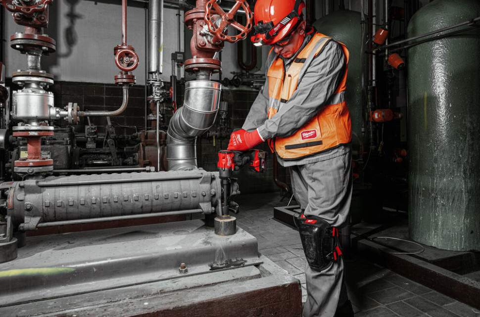 Гайковерт Milwaukee M18 FMTIW2P12-0X 4933478453 (с 2-мя АКБ, кейс)