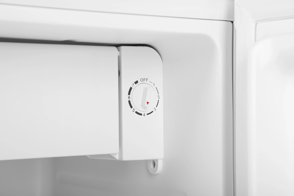 Мини-холодильник Hyundai CO05041H (белый)