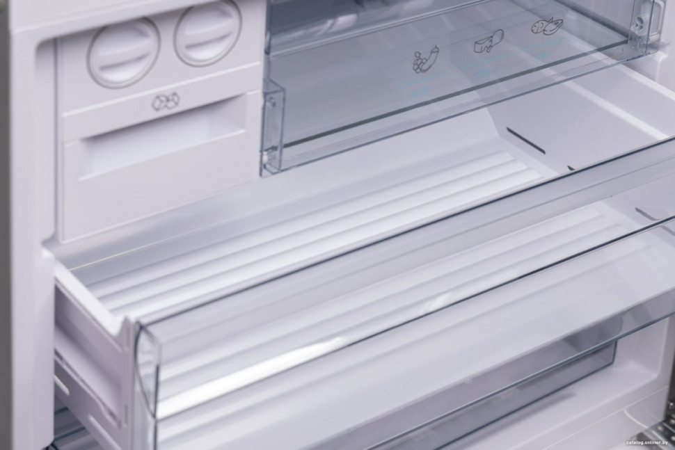 Холодильник Sharp SJ-653GHXJ52R