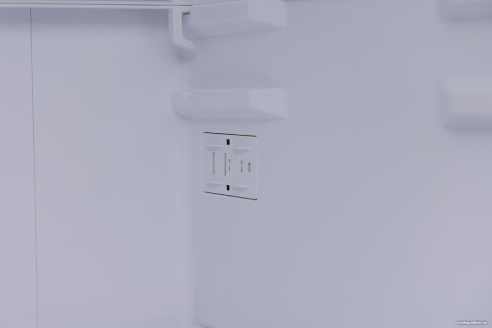 Холодильник Sharp SJ-653GHXJ52R