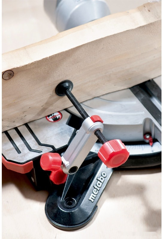 Торцовочная пила Metabo KGS 254 M Set 690828000