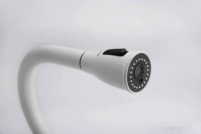 Смеситель Paulmark Lange La214212-431 (белый матовый)