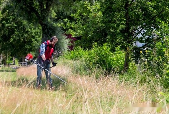 Триммер Geos Max Premium 140 B