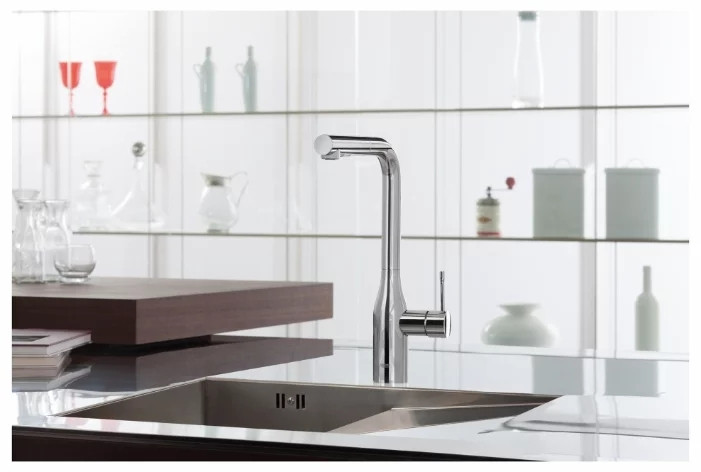 Смеситель Grohe Essence 30270000