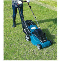 Аккумуляторная газонокосилка Makita DLM380Z