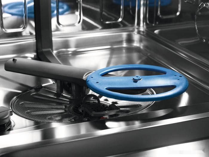 Посудомоечная машина Electrolux EEC67310L