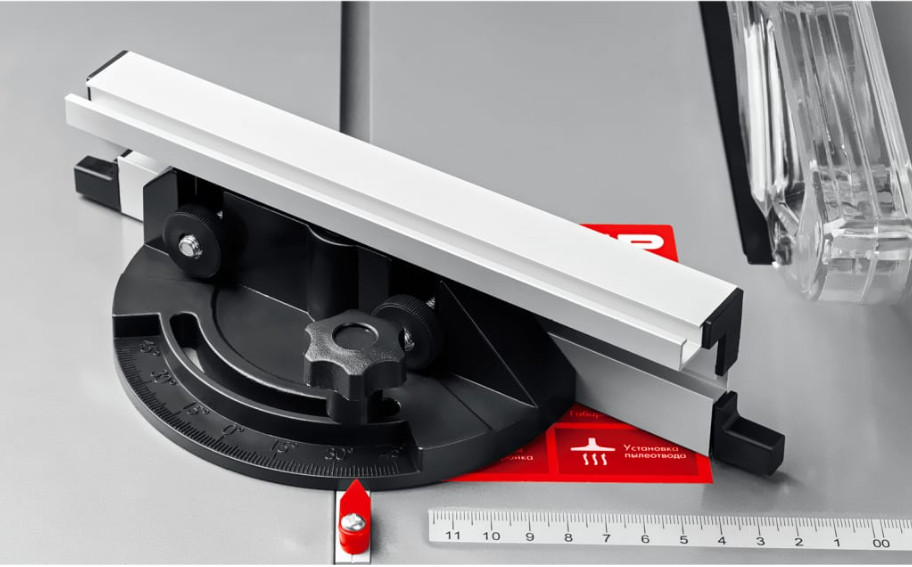 Деревообрабатывающий станок ЗУБР СРЦ-200