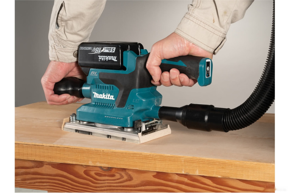 Шлифовальная машина Makita DBO381ZU (без АКБ)