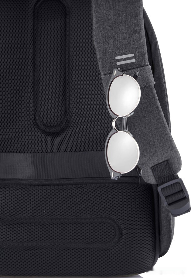 Рюкзак XD Design Bobby Hero Regular (черный)