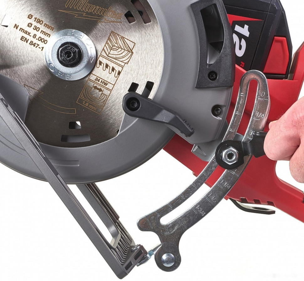 Дисковая (циркулярная) пила Milwaukee Fuel M18 FCSRH66-0 (без АКБ)