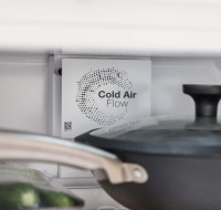 Однокамерный холодильник SCANDILUX RBI303EZ