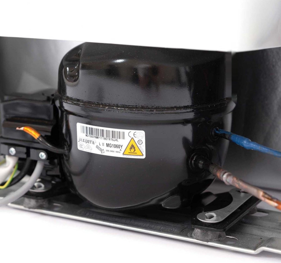 Однокамерный холодильник SCANDILUX RBI303EZ