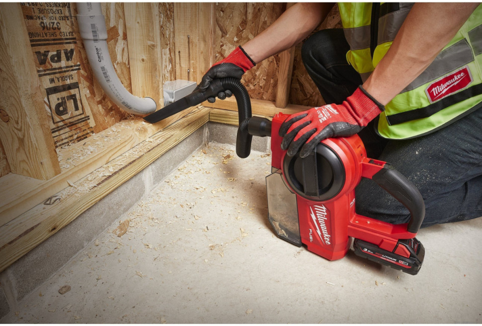 Пылесос Milwaukee M18 FCVL-0 Fuel (без АКБ и ЗУ)