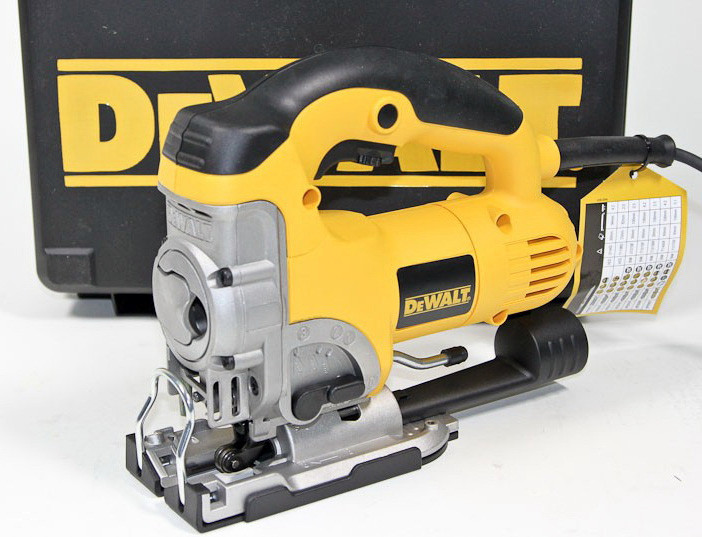 Лобзик DeWALT DW331K